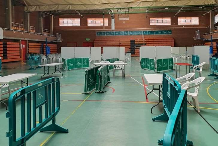 Todo preparado en el pabellón Feria de Albacete para la vacunación de docentes.