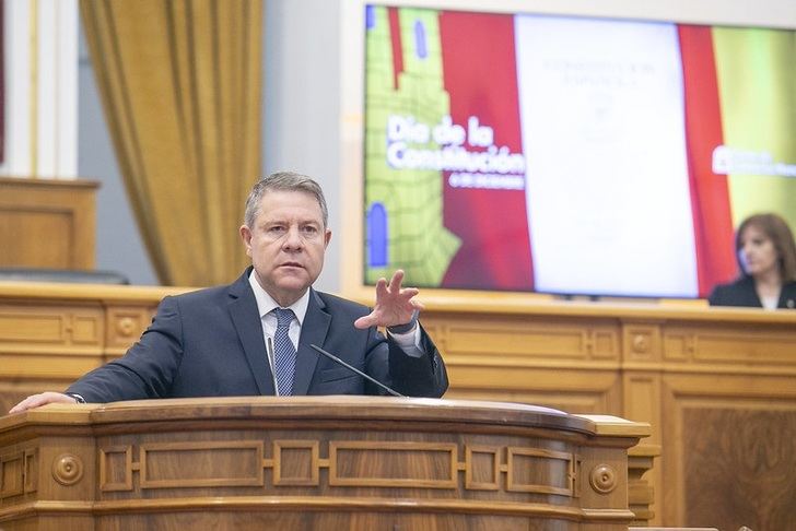 Page aboga por la igualdad en la Constitución para todos los ciudadanos, sin importar su lugar de residencia