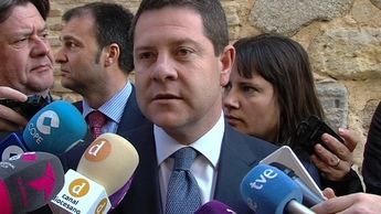 García-Page preside acto del 25N en Munera