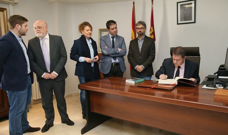 Page visita Alcalá del Júcar y Carcelén y se interesa por los trabajos de recuperación tras los desprendimientos