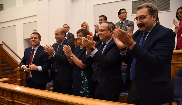 Page, reelegido presidente de Castilla-La Mancha con la mayoría absoluta de PSOE