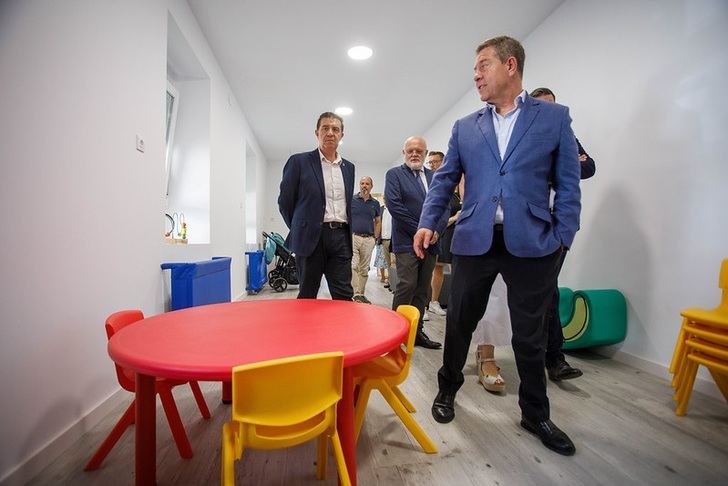 Page en Pozo Lorente en la inauguración de una escuela infantil