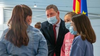 Page sugiere que en febrero podría decaer la obligatoriedad del uso de mascarillas en espacios interiores