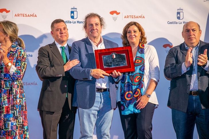 Castilla-La Mancha alcanza los 134 maestras y maestros artesanas con la entrega de 12 títulos en la 39 edición de Farcama