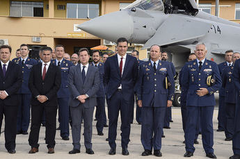 Pedro Sánchez recuerda en la Base Aérea de Albacete a los militares fallecidos en el último año