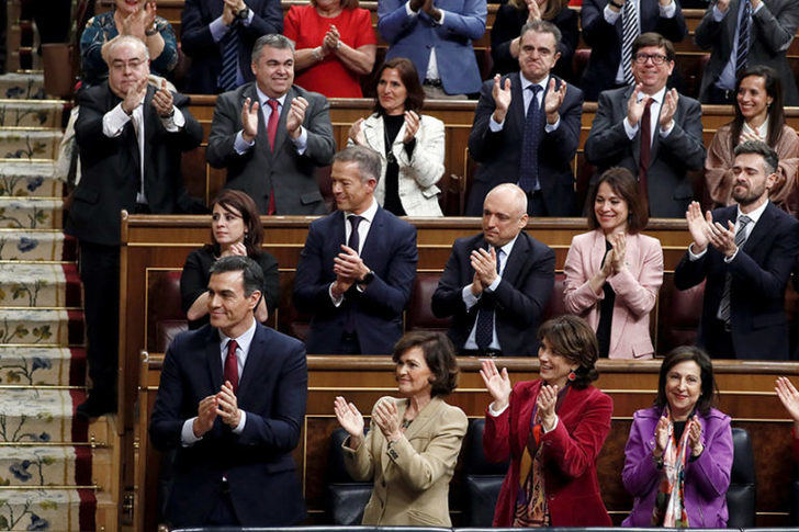 Pedro Sánchez elegido presidente del Gobierno de España al lograr 167 votos a favor y dos menos en contra