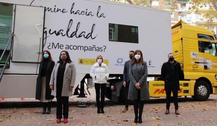 El Gobierno de Castilla-La Mancha pone en marcha un aula móvil para impulsar la igualdad por la geografía regional