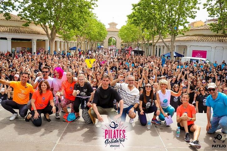 El Pilates Solidario de Albacete a favor de Afanion bate el récord mundial con 3.650 asistentes