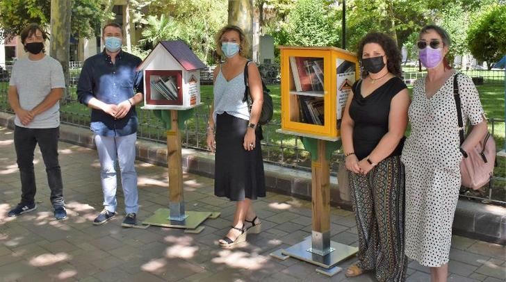 Tres plazas públicas de Albacete albergarán bibliotecas ciudadanas para el intercambio gratuito de libros