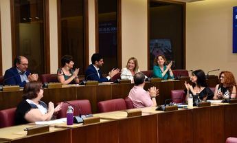 El Grupo Municipal Socialista rinde homenaje a Amparo Torres tras seis años de compromiso en Albacete