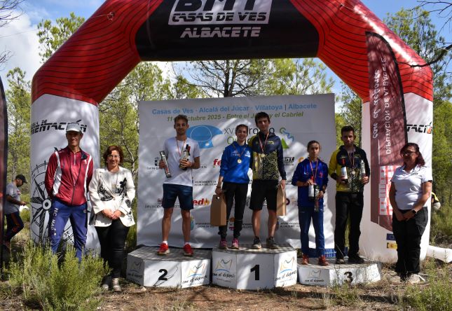Éxito del XVIII Trofeo Quijotes 2025: Más de 900 participantes desafían la lluvia en Casas de Ves y Alcalá del Júcar