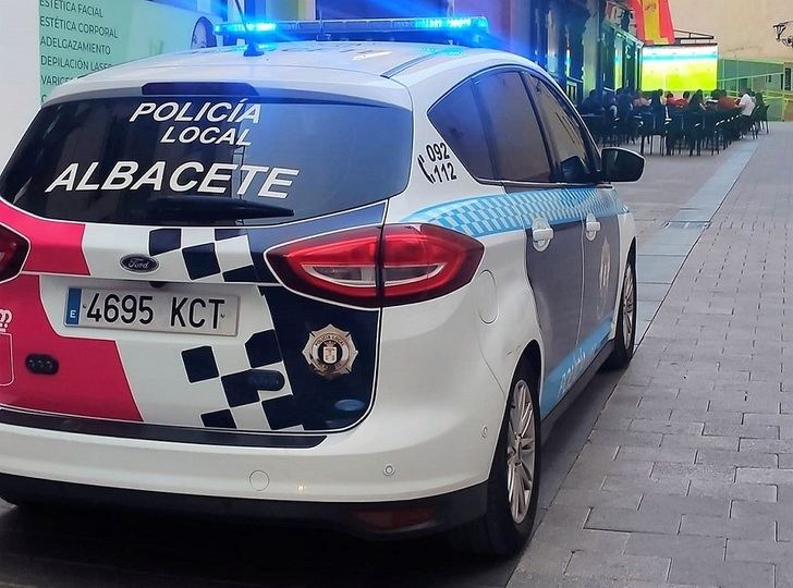 La Policía Local de Albacete dispondrá de ocho nuevos vehículos híbridos y con la etiqueta cero medioambiental