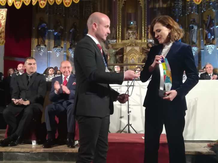 Charo López abre la Semana Santa de Hellín con un pregón que repasó cada día de esta festividad