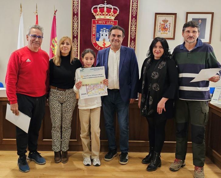Alejandra Avendaño se corona ganadora del concurso Calendario Digital 2025 con su dibujo sobre reciclaje