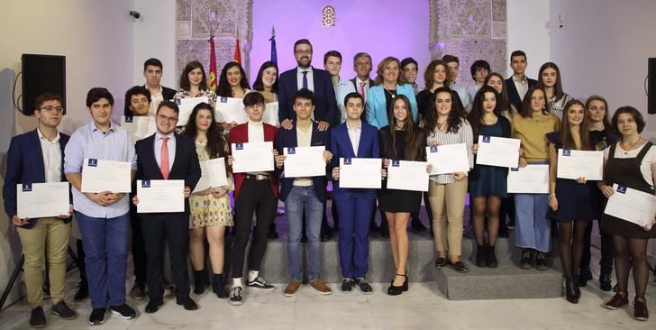 Varios alumnos de Albacete, entre los premiados por la Junta por su esfuerzo en ESO, Bachillerato y Enseñanzas Artísticas