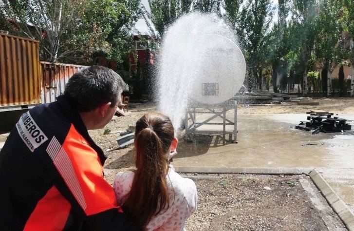 Un total de 400 escolares recibirán formación sobre autoprotección en el Parque de Bomberos