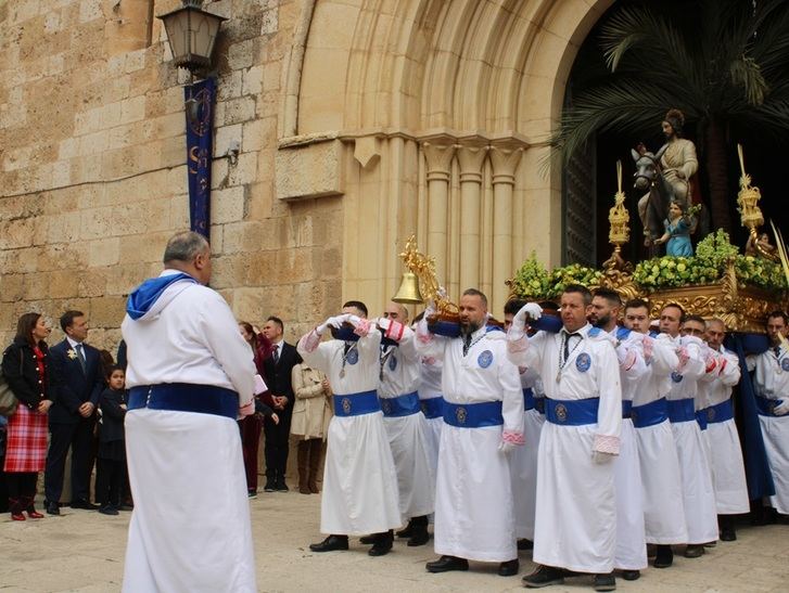 El alcalde de Albacete ensalza la 'intensa' labor de la Junta de Cofradías que 'engrandece' la celebración