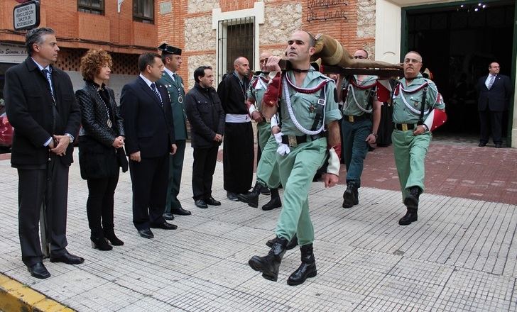 El alcalde destaca la belleza y solemnidad de los desfiles procesionales de la Semana Santa de Albacete