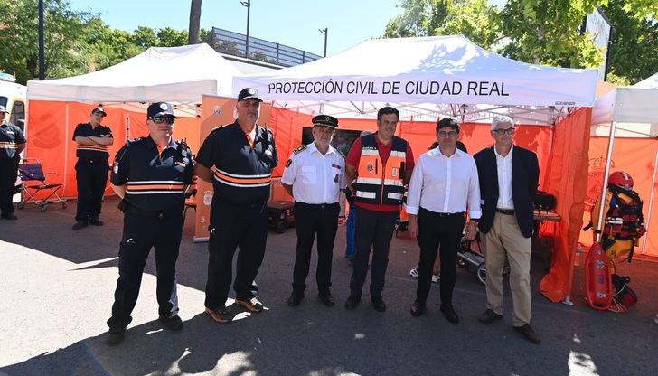 Agradecimiento a los voluntarios de Protección Civil por su compromiso en la Feria de Albacete