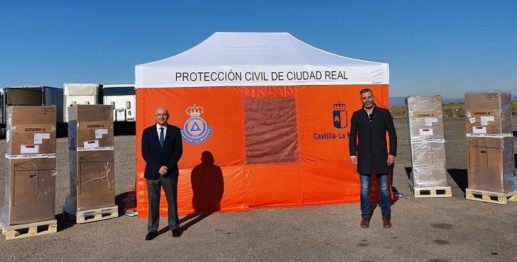 21 agrupaciones de Protección Civil de Castilla-La Mancha reciben tiendas de campaña y diverso material