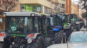 Colapso generalizado del tráfico en Albacete capital por las protestas de los agricultores