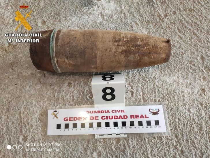 Desactivan doce proyectiles de la Guerra Civil aparecidos en la reforma de una vivienda en Méntrida (Toledo)
