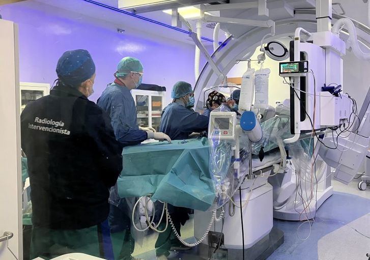 Cincuenta expertos se reúnen en Albacete para explorar avances en diagnósticos y tratamientos mínimamente invasivos