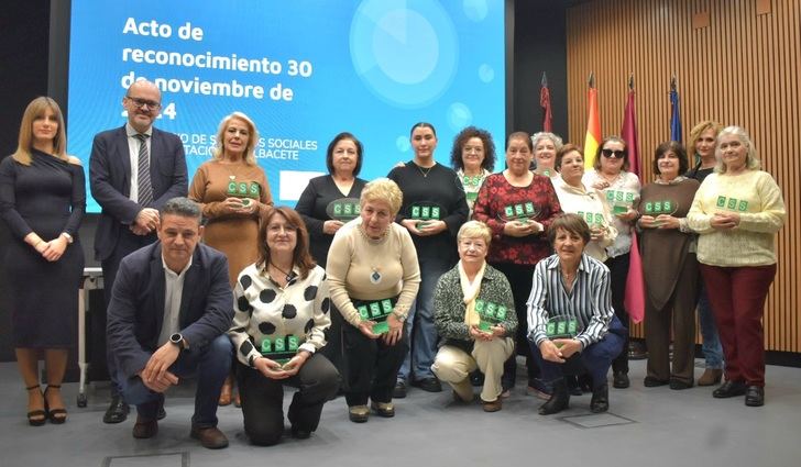 Gala de reconocimiento a auxiliares de la Diputación Albacete