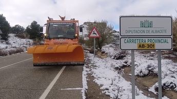 La Diputación de Albacete activa un nuevo operativo de su Plan de Vialidad Invernal para limpiar las carreteras