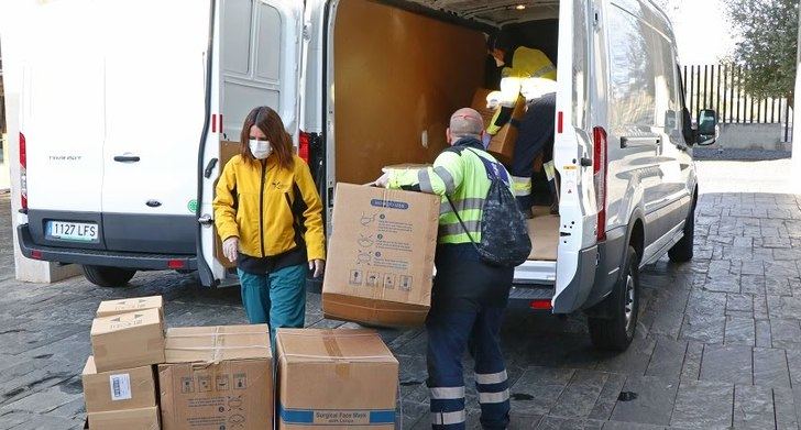 55.000 artículos de protección repartidos en Castilla-La Mancha a los centros sanitarios esta semana