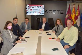 El Ayuntamiento de Albacete apuesta por la cultura, el ocio y el deporte como fuente de empleo en el pacto 'Albacete Progresa'