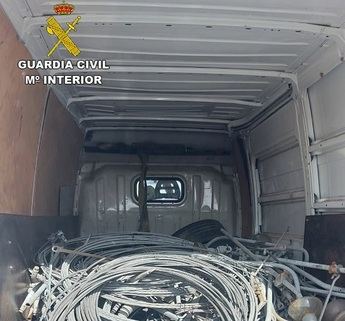 La Guardia Civil recupera tramos de rail y otros elementos sustraídos en operaciones contra el hurto ferroviario
