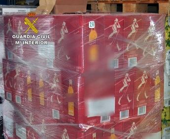 La Guardia Civil detiene a un individuo en Murcia por robar presuntamente un camión y 14.000 botellas de whisky