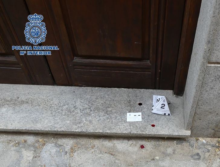 Dos detenidos tras el robo en un restaurante de Toledo al que uno de ellos accedió rompiendo un cristal