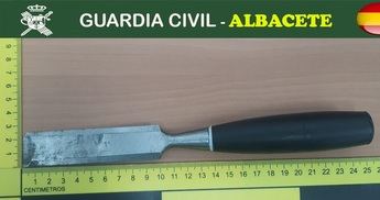 La Guardia Civil detiene a una persona e impide el robo en un comercio de Letur (Albacete)
