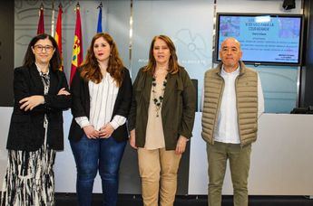 Llanos Navarro anuncia charla-coloquio sobre el acceso a archivos en el Centro Ágora