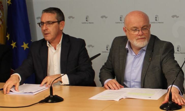 Ruiz Santos dice que la Junta no se ahorrará el dinero de un colegio en el barrio de Medicina, si llega uno centro concertado