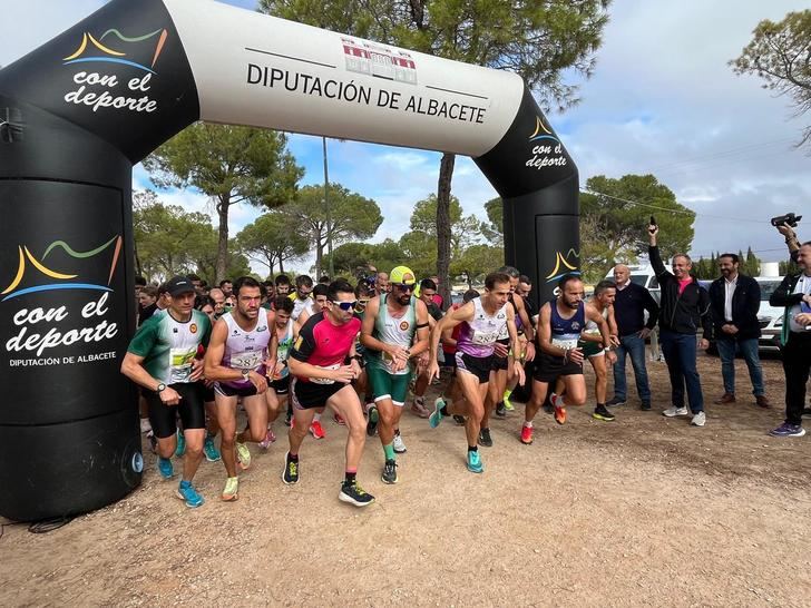 La Asociación Deportiva de la Guardia Civil celebra con éxito la carrera solidaria en honor a la Virgen del Pilar