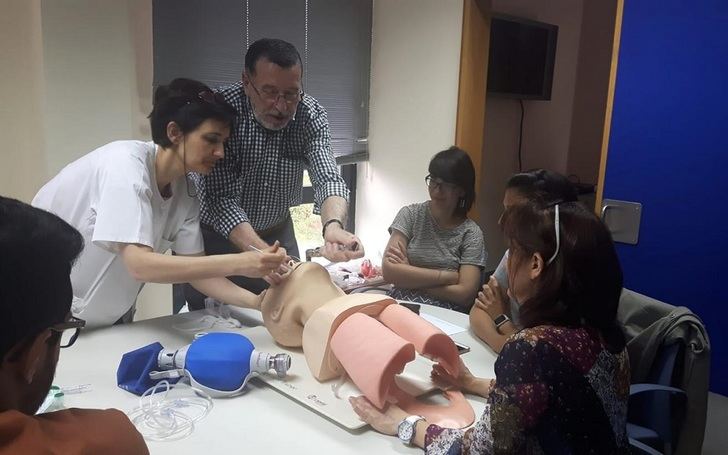 Curso sobre reanimación cardiopulmonar en el Centro de Salud de San Clemente (Cuenca)