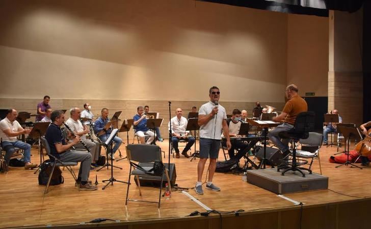 El concierto de la Banda Sinfónica Municipal de Albacete y Serafín Zubiri se pasa al Auditorio Municipal por la lluvia