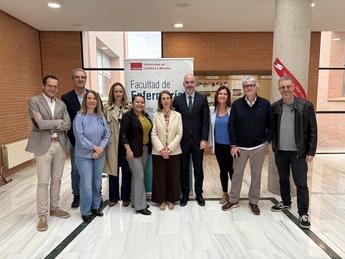 Futuros enfermeros reciben formación en Albacete sobre un modelo innovador de liderazgo en el seminario de la Facultad de Enfermería