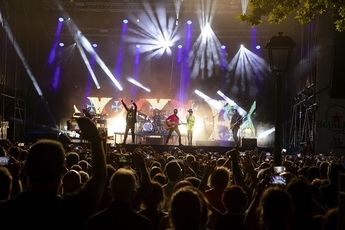 Simple Minds prendió la llama del ‘Antorchas Festival’ en su primera edición