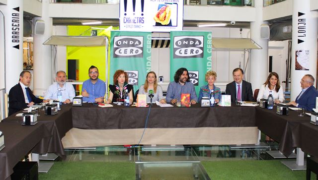 Fundación Atenea Albacete recibe 1.200 libros de Onda Cero tras la campaña “Sonrisas de Cuento”