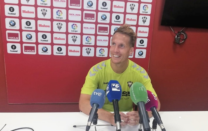 Susaeta, jugador del Albacete, dice que es probable que sea la Segunda más fuerte de las últimas temporadas