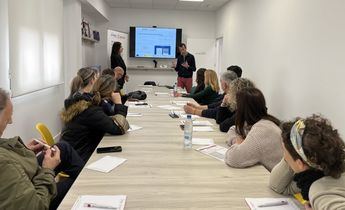 Taller en Elche de la Sierra enseña a empresarios a optimizar sus redes sociales para mejorar su competitividad