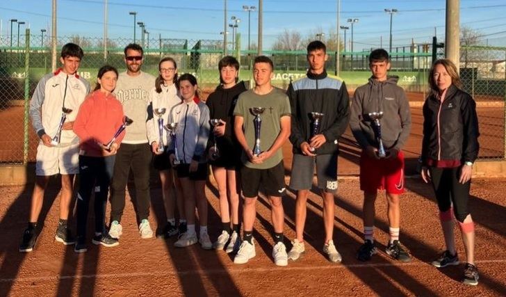 María López y Francisco Javier López, campeones provinciales cadetes de tenis de Albacete