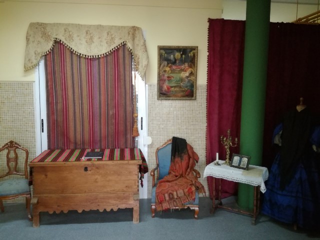 Tinajeros revive su pasado con la exposición “Lo que le tiempo nos dejó”