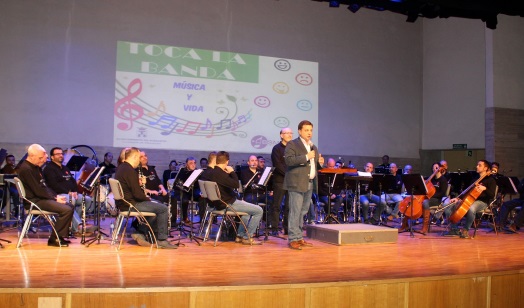 El programa ‘Toca la Banda’ es una herramienta clave para educar a los escolares de Albacete, afirma Manuel Serrano