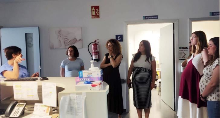 El ‘Paritour’ ofrece una experiencia guiada por las áreas de atención al parto en el Hospital de Tomelloso