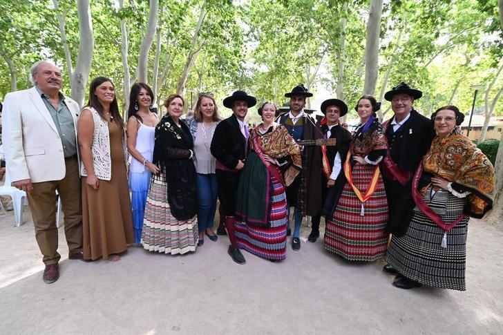 La Feria de Albacete celebra la importancia del traje manchego en un evento reconocido internacionalmente